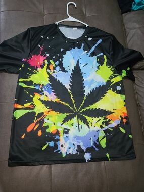 Men's Black Graphic Tee with Multicolor Splash Leaf Print